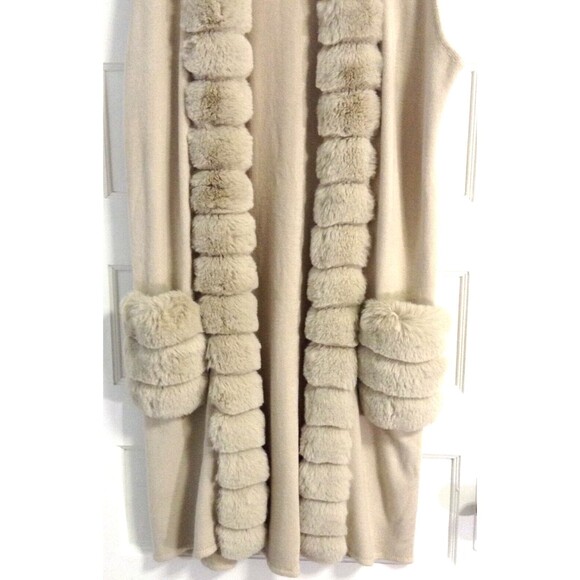 Penny Lane Cardigan Sweater M Beige Faux Fur Pockets Retro Mob Wives Old Money - Picture 4 of 10